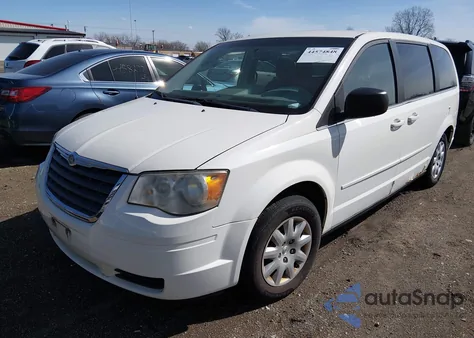 2009 Chrysler Town & Country Lx from USA, damaged, VIN 2A8HR44E69R619784
